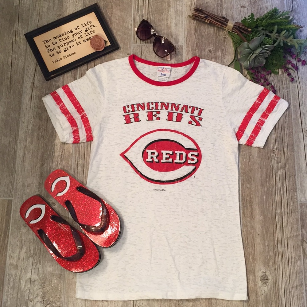 Cincinnati Reds Baseball Tee